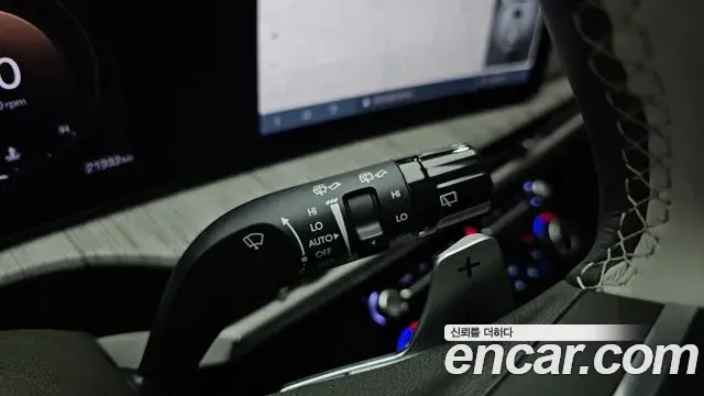 Hyundai Santa Fe 2024 — Photo 7/35