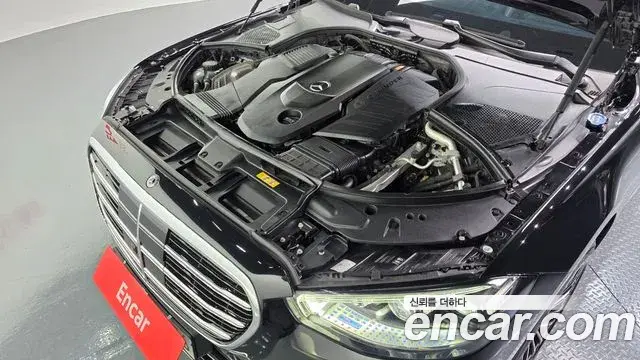 Mercedes-Benz S-Class 2021 — Фото 6/20