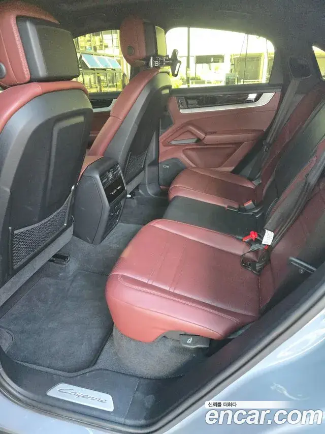 Porsche Cayenne 2024 — Şəkil 13/16