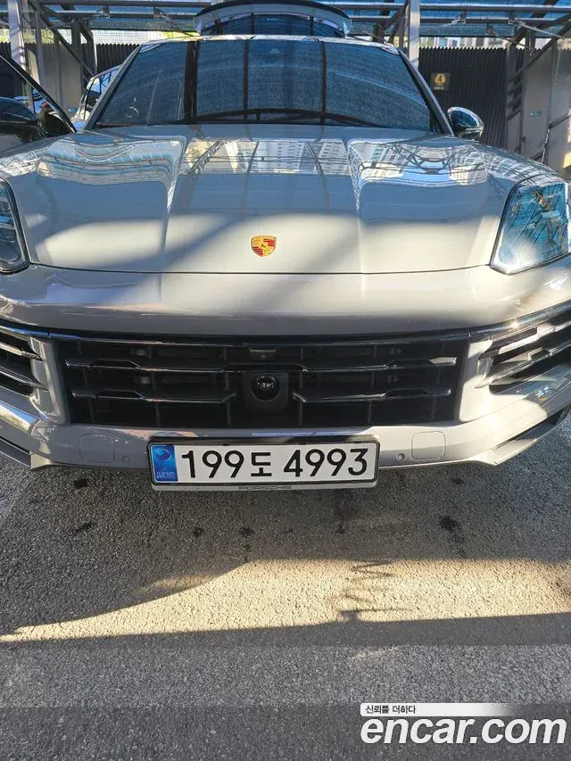 Porsche Cayenne 2024 — Şəkil 15/16
