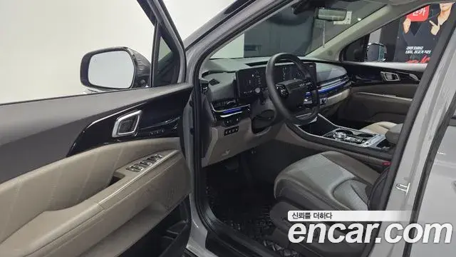 Kia Carnival 2025 — ფოტო 7/20