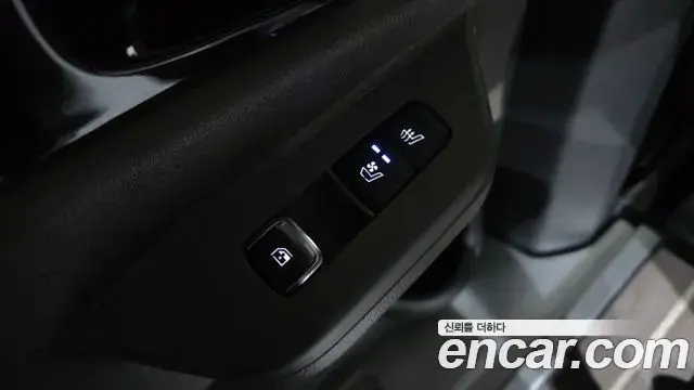 Kia Carnival 2025 — ფოტო 1/20