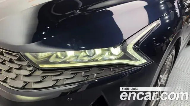 Kia K5 2021 — Photo 10/31