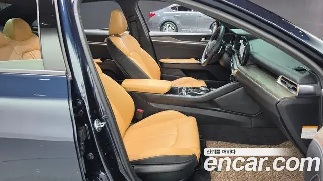 Kia K5 2021 — Photo 5/31