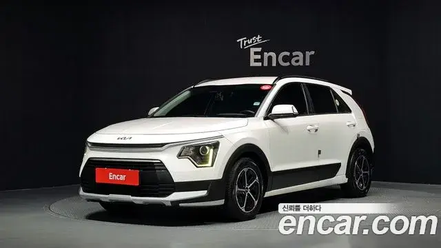 Kia Niro 2022 — Photo 1/20