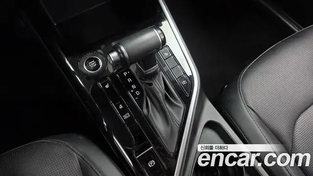 Kia Niro 2022 — Photo 9/20