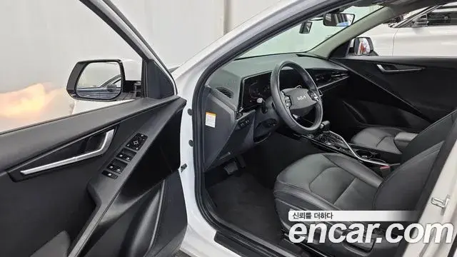 Kia Niro 2022 — Photo 10/20