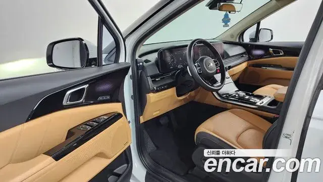 Kia Carnival 2021 — ფოტო 9/36