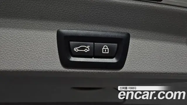 BMW 4 Series 2019 — Şəkil 8/33
