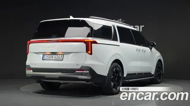 Kia Carnival 2026 — ფოტო 8/20