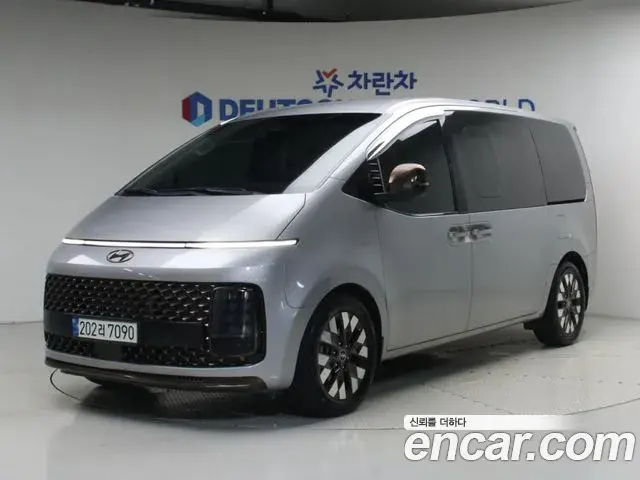 Hyundai Staria 2022 — Photo 20/20