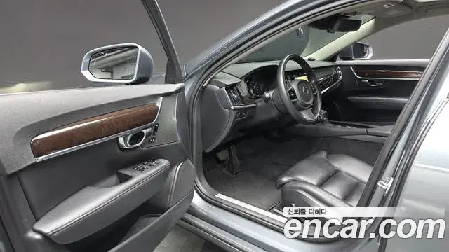 Volvo S90 2018 — Şəkil 1/20