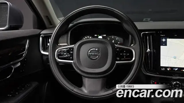 Volvo S90 2018 — Şəkil 9/20