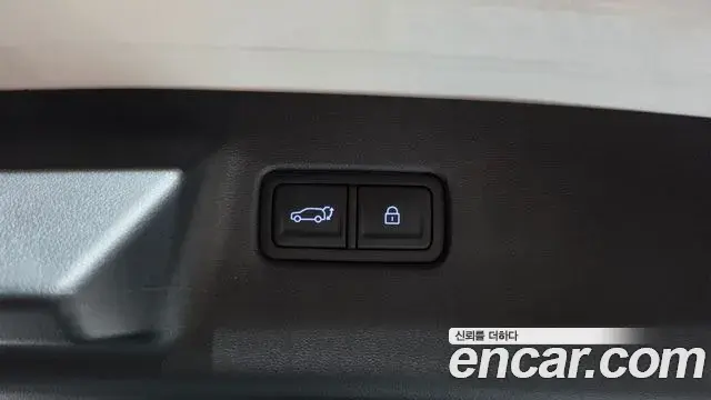 Hyundai Santa Fe 2025 — Photo 1/34