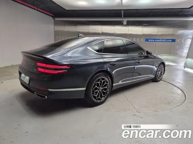 Genesis G80 2021 — ფოტო 1/20