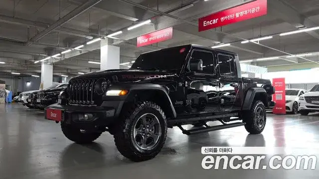 Jeep Gladiator 2023 — Photo 6/20