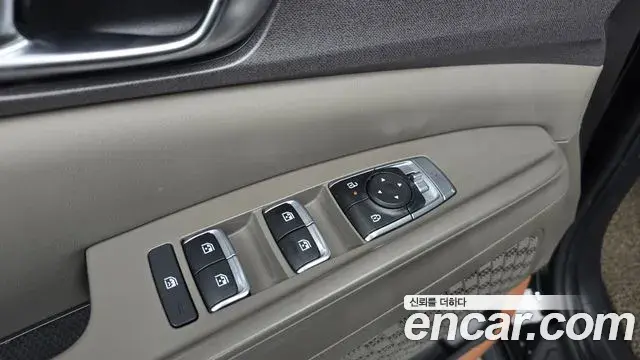 Kia Carnival 2023 — Şəkil 8/32