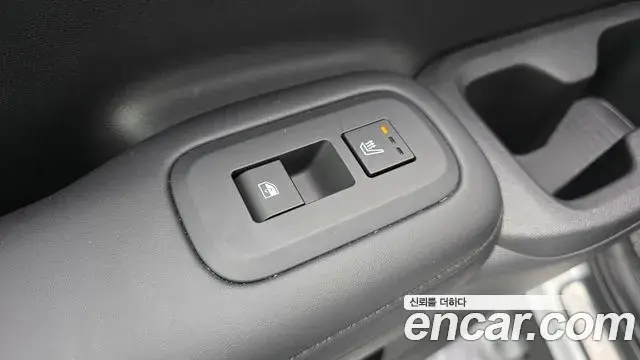 Hyundai Santa Fe 2024 — Фото 19/20