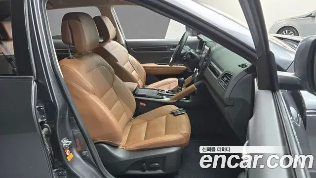 Renault Samsung QM6 2023 — Photo 11/27