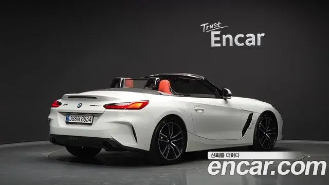 BMW Z4 2024 — Фото 2/20
