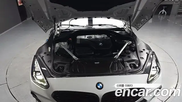 BMW Z4 2024 — Фото 6/20