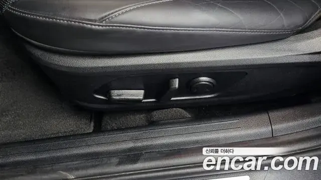 Hyundai Sonata Hybrid 2019 — Şəkil 8/31