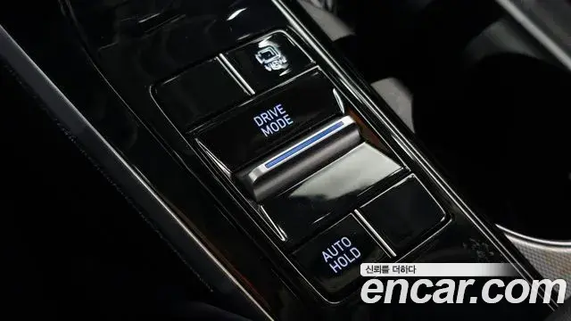 Hyundai Sonata Hybrid 2019 — Şəkil 22/31