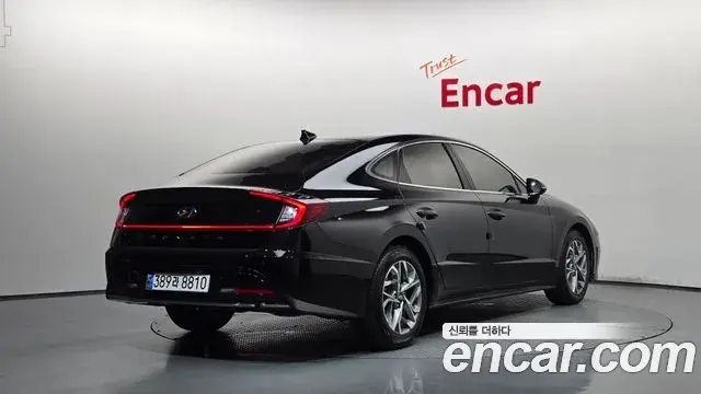 Hyundai Sonata 2022 — Photo 2/20