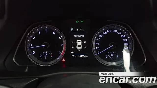 Hyundai Sonata 2022 — Photo 8/20