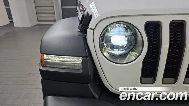 Jeep Wrangler 2021 — Photo 7/30