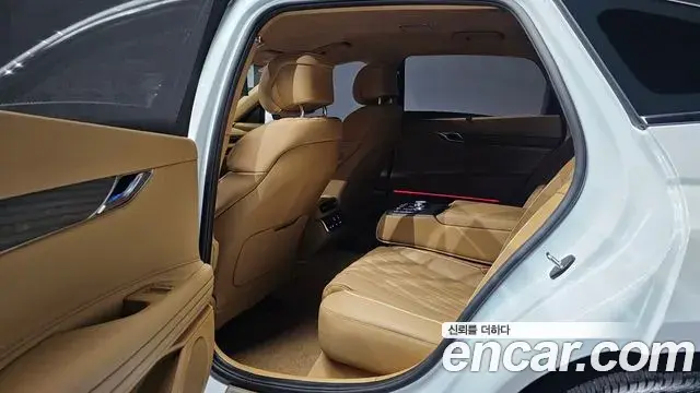 Genesis G80 2025 — Photo 26/35