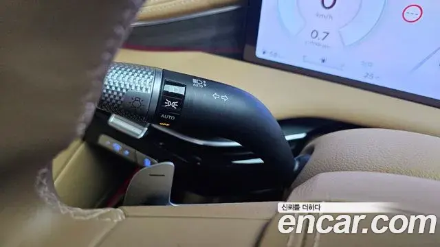 Genesis G80 2025 — Photo 21/35