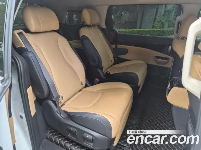 Kia Carnival 2023 — Фото 9/20