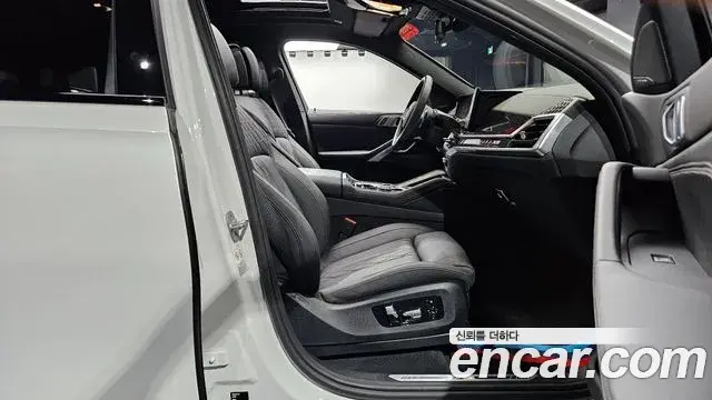 BMW X6 2024 — Photo 16/34