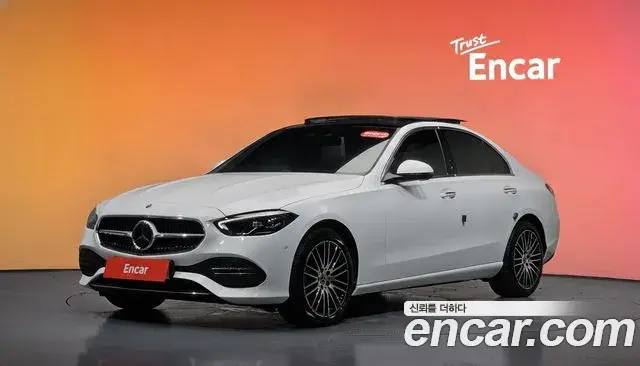 Mercedes-Benz C-Class 2025 — ფოტო 32/38