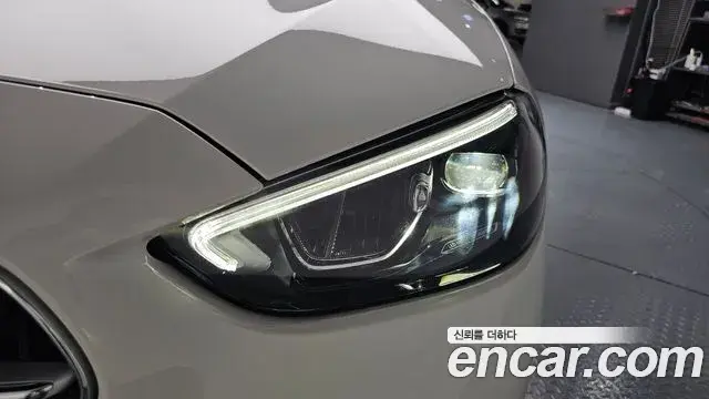 Mercedes-Benz C-Class 2025 — ფოტო 24/38