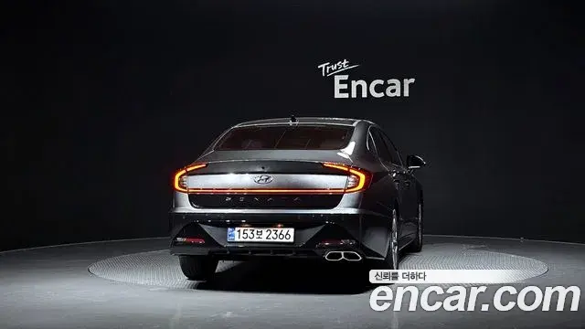 Hyundai Sonata 2021 — Фото 4/20