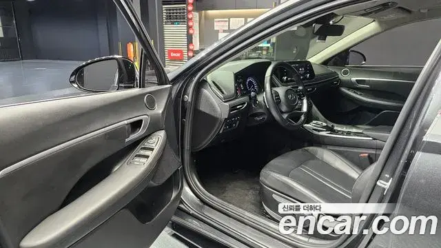 Hyundai Sonata 2021 — Фото 10/20