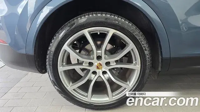 Porsche Cayenne 2019 — Şəkil 20/20