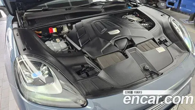 Porsche Cayenne 2019 — Şəkil 7/20
