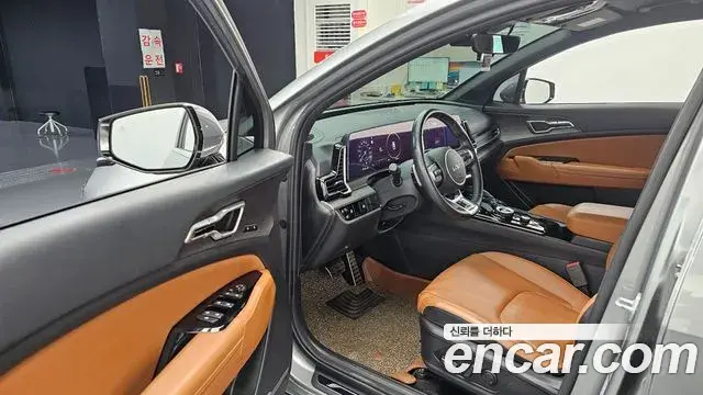 Kia Sportage 2023 — Фото 10/20