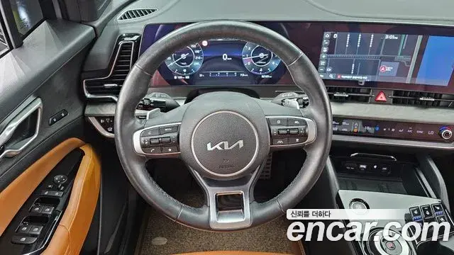 Kia Sportage 2023 — Фото 13/20