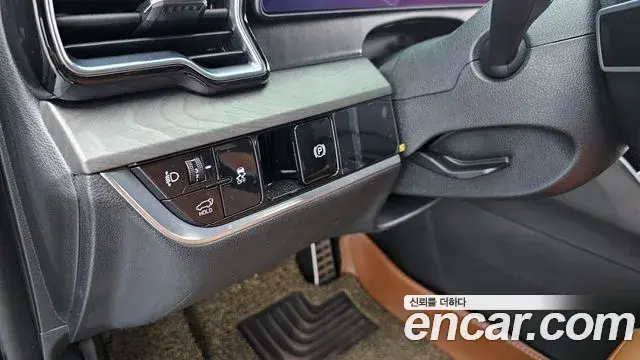 Kia Sportage 2023 — Фото 16/20