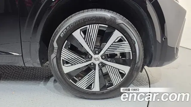 Renault Samsung Grand Koleos 2025 — ფოტო 32/32
