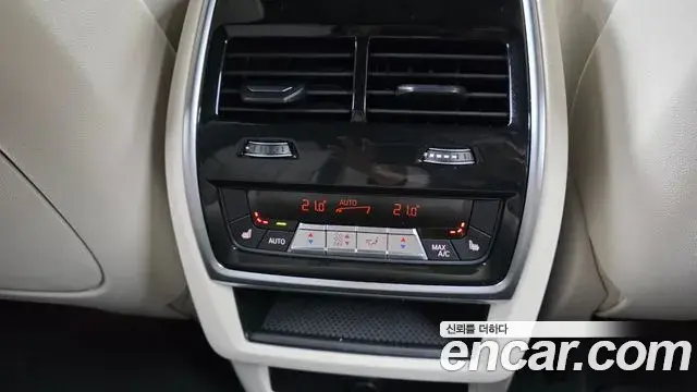 BMW X6 2025 — Photo 18/34
