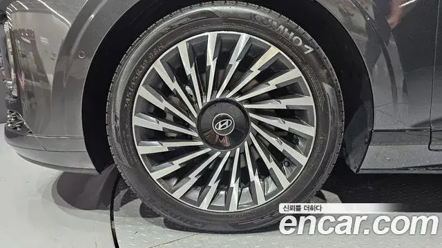 Hyundai Grandeur 2023 — Фото 5/20