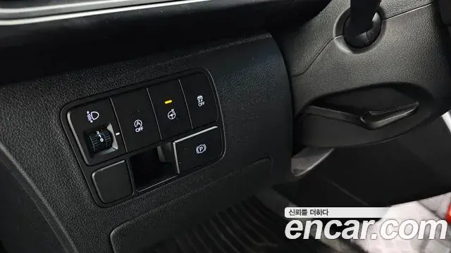 Hyundai Staria 2022 — Фото 15/20