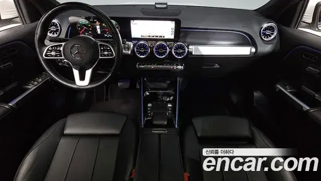 Mercedes-Benz GLB-Class 2021 — Фото 7/20