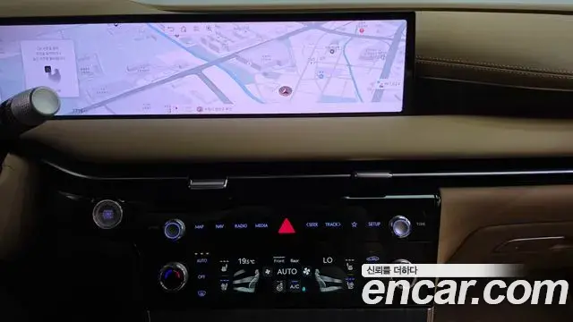 Genesis G80 2025 — Photo 20/35