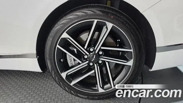 Genesis G80 2025 — Photo 4/35